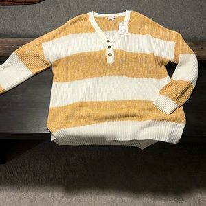 Women’s sweater size XL new with tag